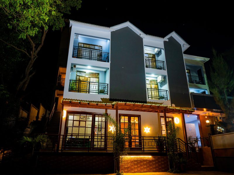 Green Side Hotel